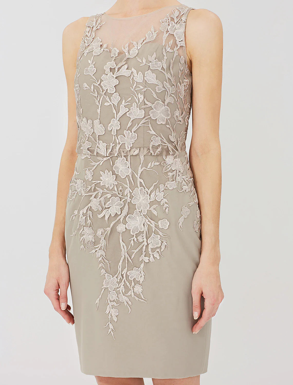 Aimishang  Sheath / Column Mother of the Bride Dress Formal Classic & Timeless Elegant & Luxurious Convertible Dress Illusion Neck Knee Length Chiffon All Over Lace Long Sleeve with Appliques