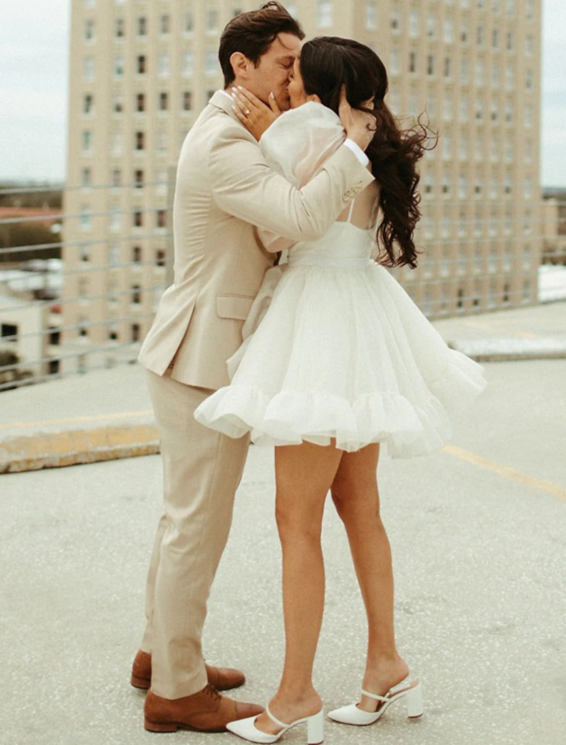 Aimishang Reception Little White Dresses Wedding Dresses A-Line High Neck Long Sleeve Short / Mini Organza Bridal Gowns With Pick Up Skirt Summer Wedding Party