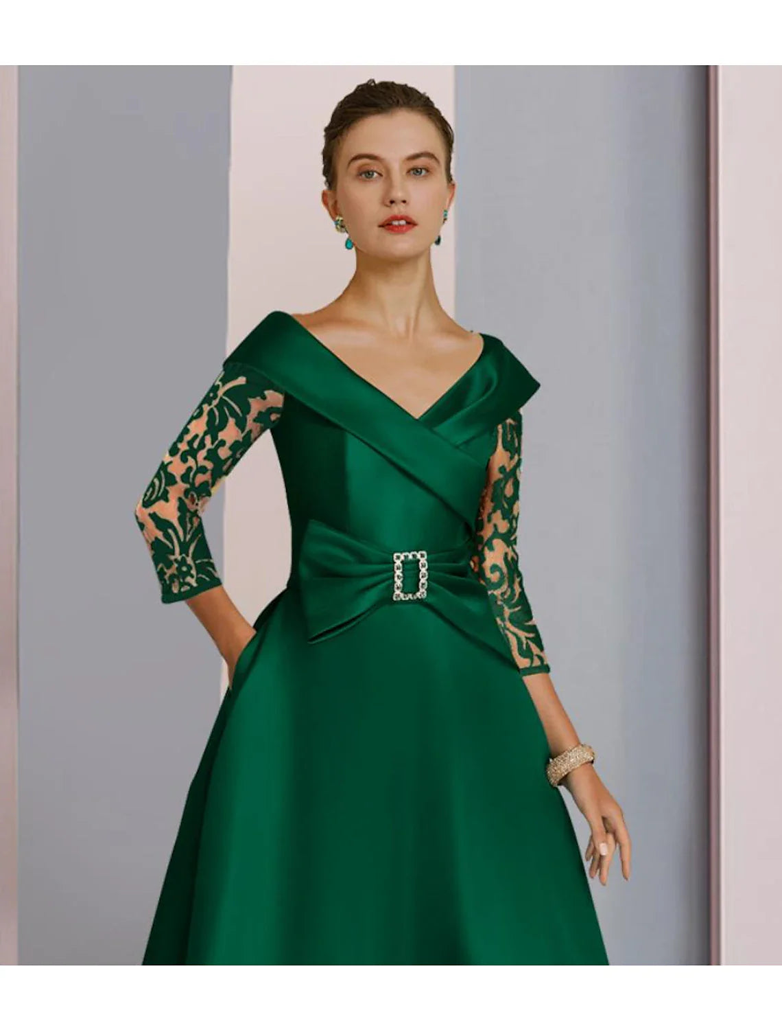 Aimishang A-Line Mother of the Bride Dress Formal Wedding Guest Elegant V Neck Tea Length Satin Lace Sequined 3/4 Length Sleeve with Bow(s) Crystal Brooch