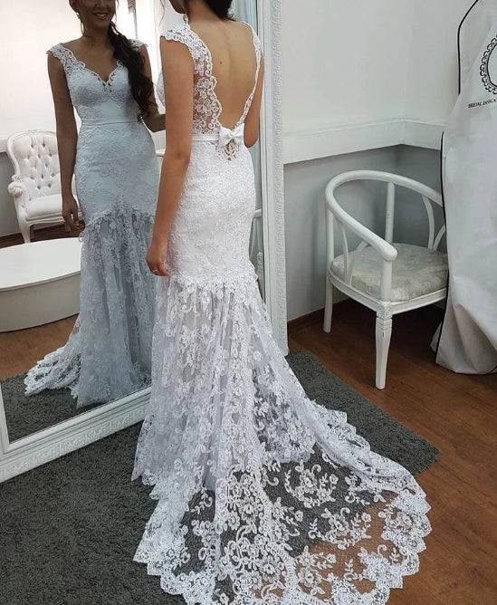 Trumpet/Mermaid Sweetheart Lace Appliqued Long Wedding Dresses With Bow Wholesale