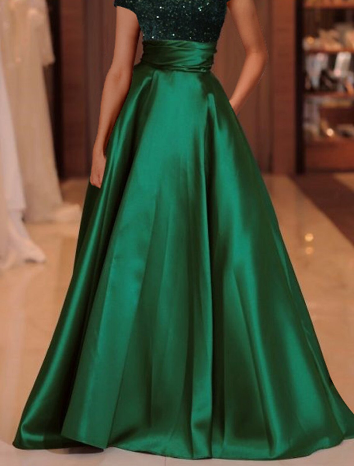 A-Line Evening Gown Elegant Dress Red Green Dress Floor Length Short Sleeve High Neck Satin with Sequin