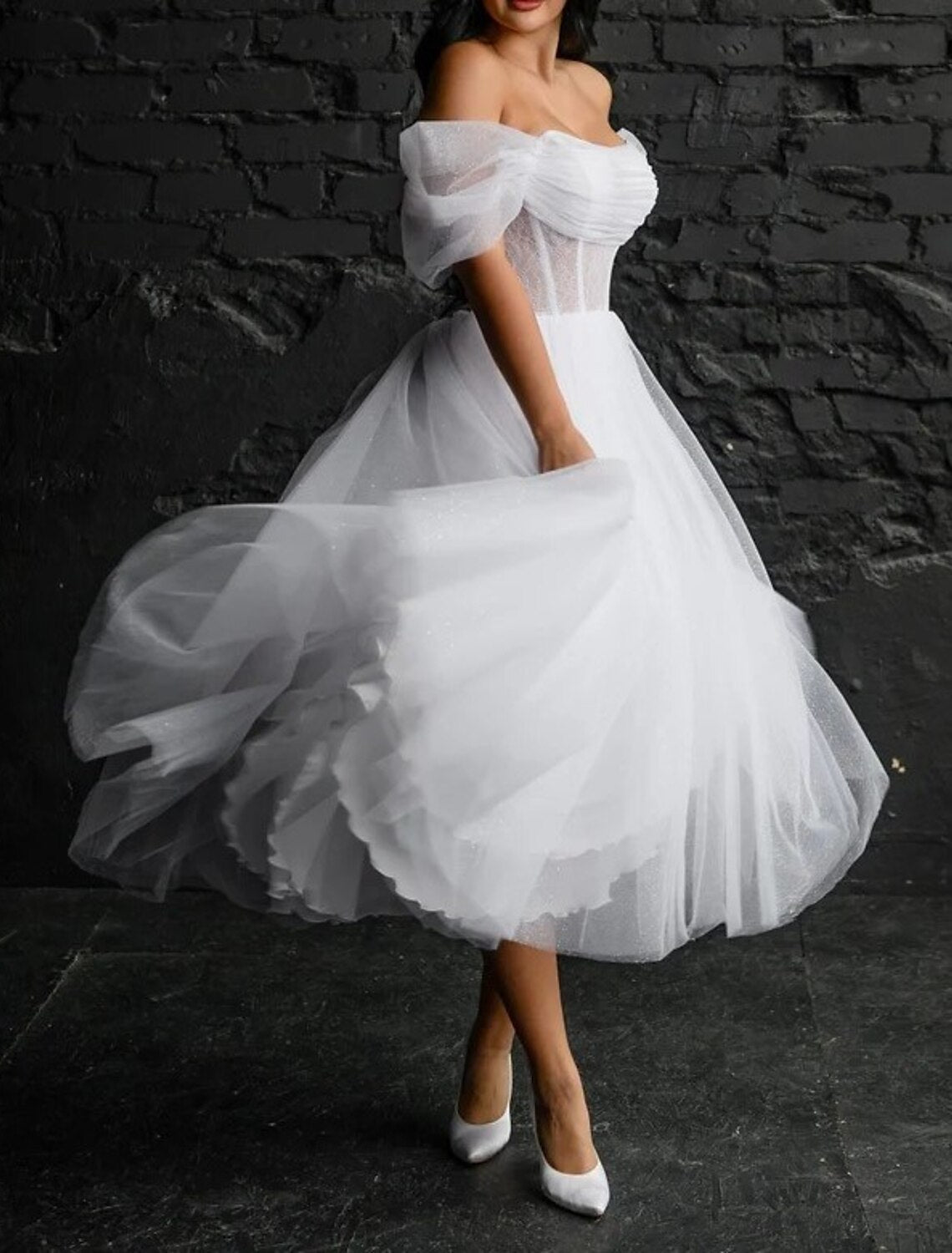 Aimishang Bridal Shower Simple Wedding Dresses Wedding Dresses A-Line Scoop Neck Sleeveless Tea Length Satin Bridal Gowns With Solid Color