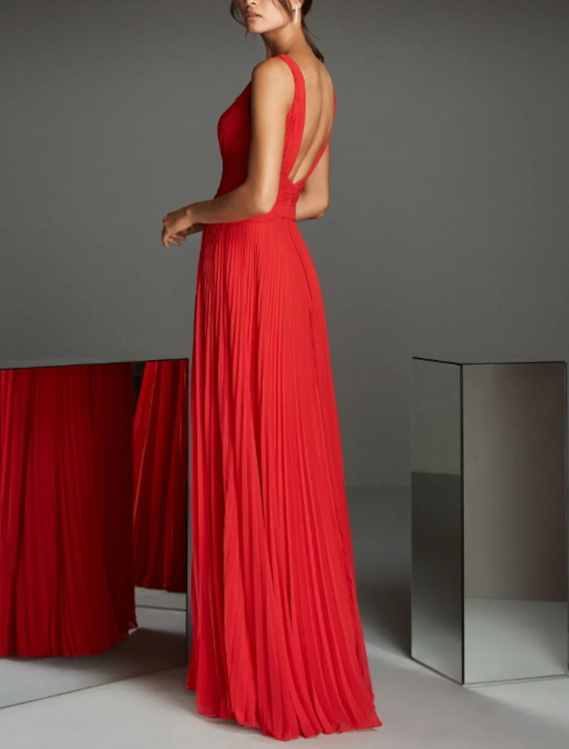 Aimishang A-Line Empire Red Green Dress Formal Evening Dress V Neck Sleeveless Floor Length Chiffon with Pleats
