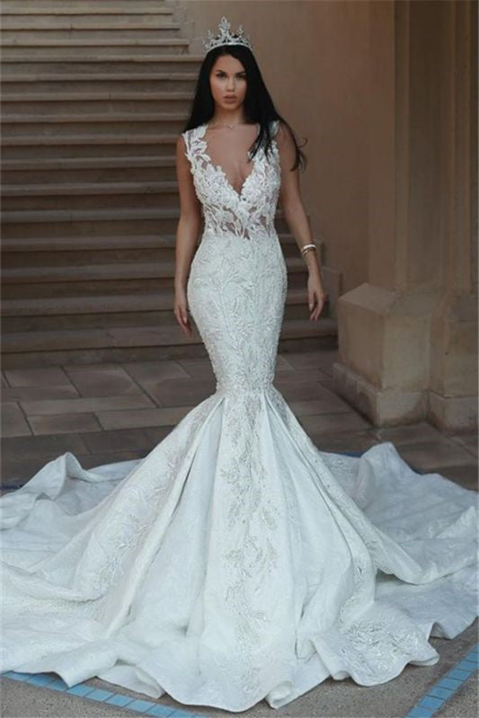 Luxurious V-Neck Mermaid Wedding Dress With Lace Appliques Sleeveless