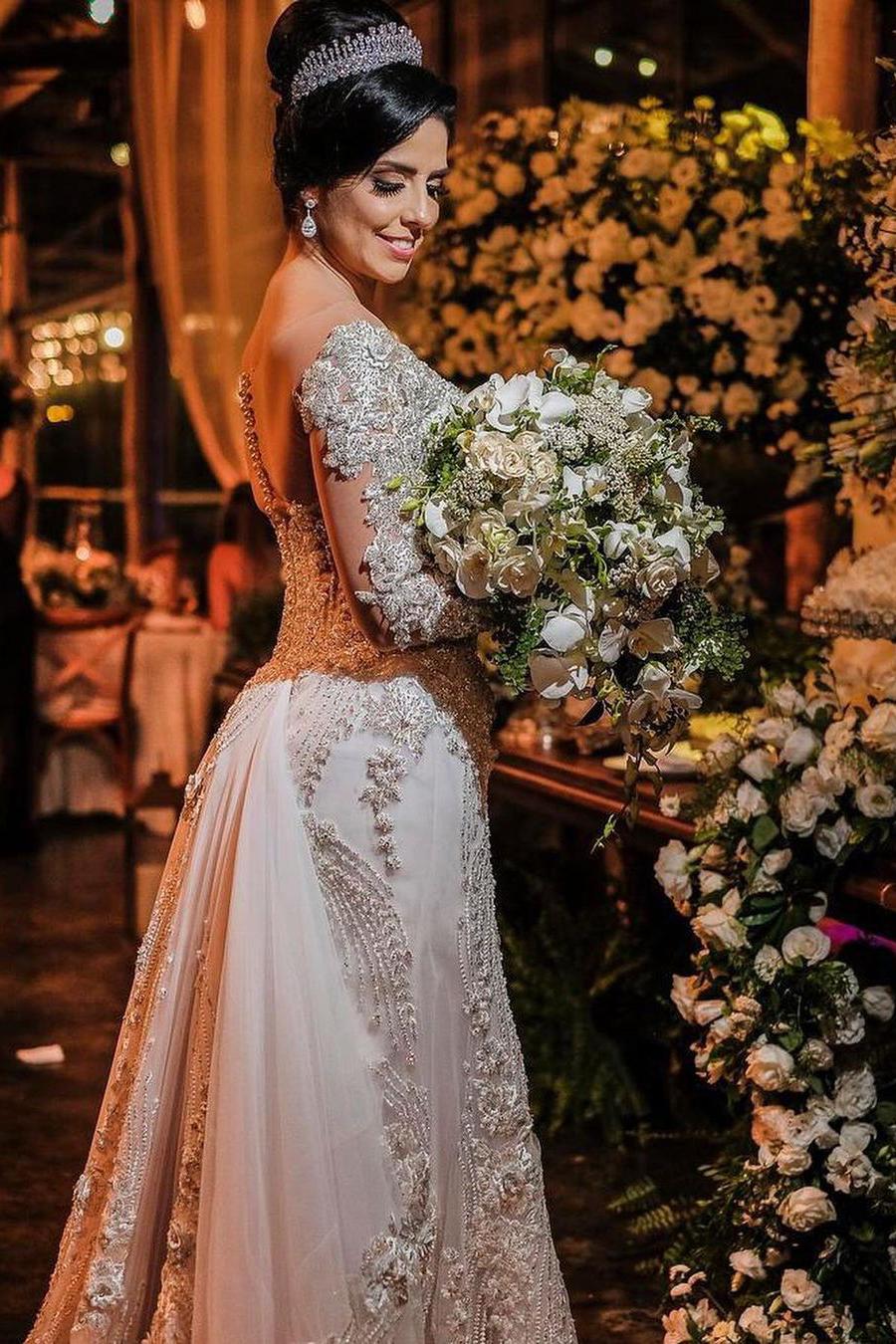 Luxury Long Sleeves Mermaid Off the shoulder Wedding Dress with Appliques Lace