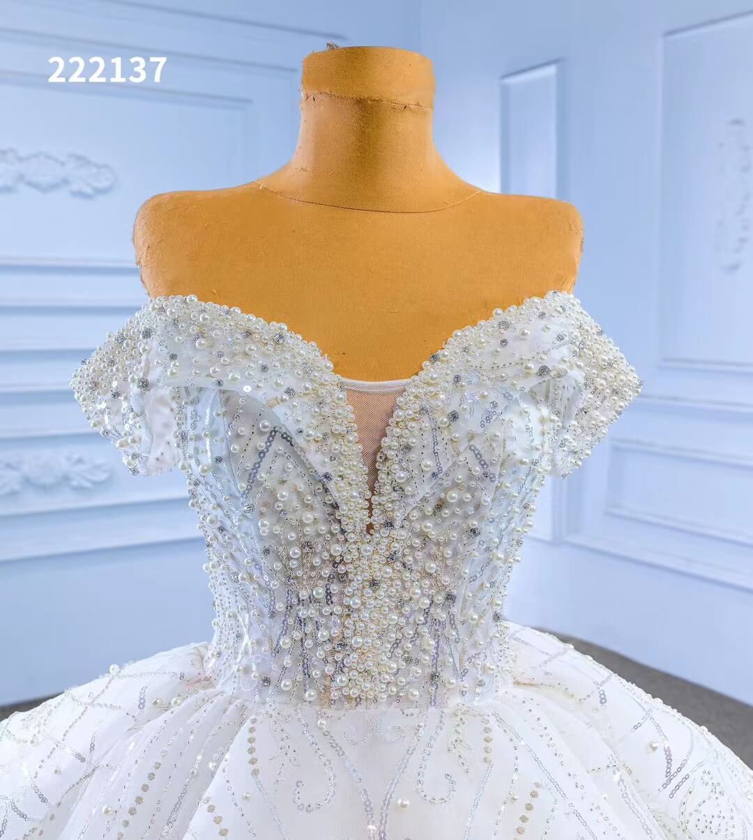 Luxury White Dubai Ball Gown Wedding Dresses Off the Shoulder 222137