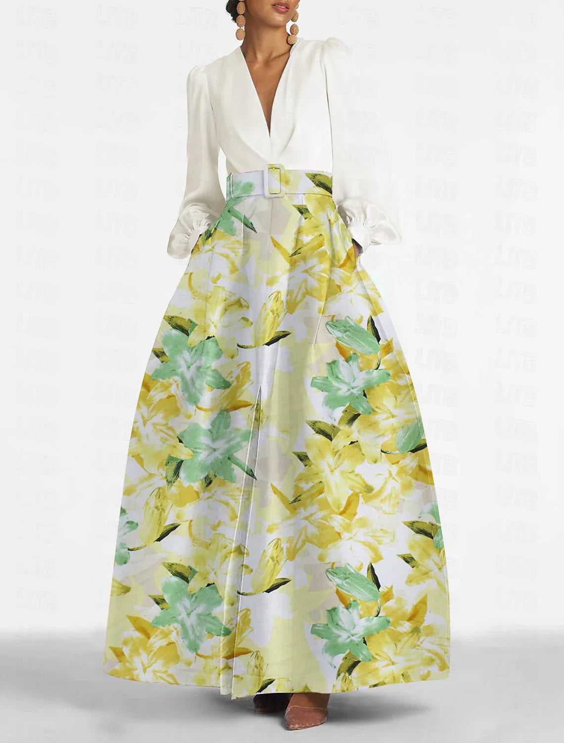 A-Line Evening Gown Elegant Dress Formal Wedding Guest Floor Length Long Sleeve V Neck Belt / Sash Satin with Slit