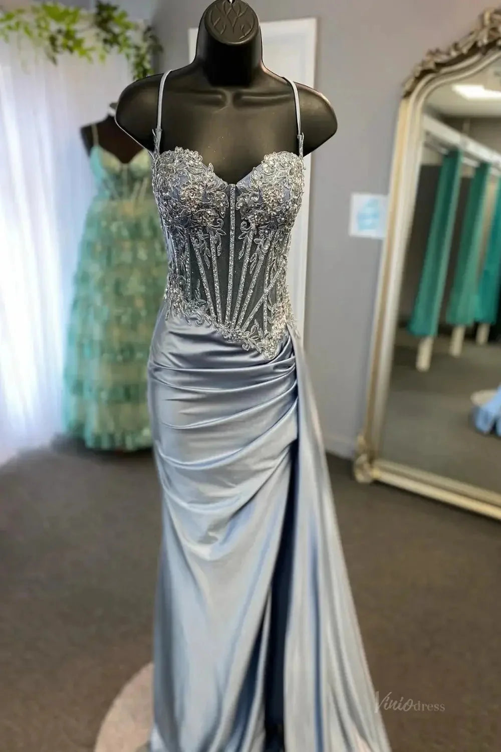 Mermaid Satin Prom Dresses 2025 with Slit, Sparkly Lace & Spaghetti Strap Bodice – FD5042