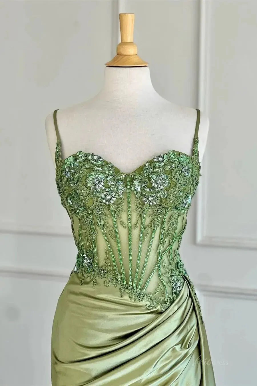 Mermaid Satin Prom Dresses 2025 with Slit, Sparkly Lace & Spaghetti Strap Bodice – FD5042