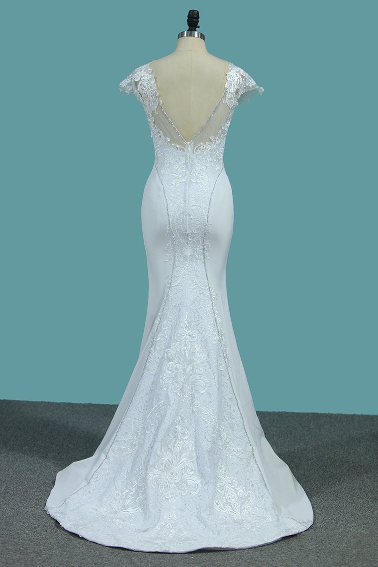 Mermaid Wedding Dress with Chic Bateau Beadings and Lace Appliques
