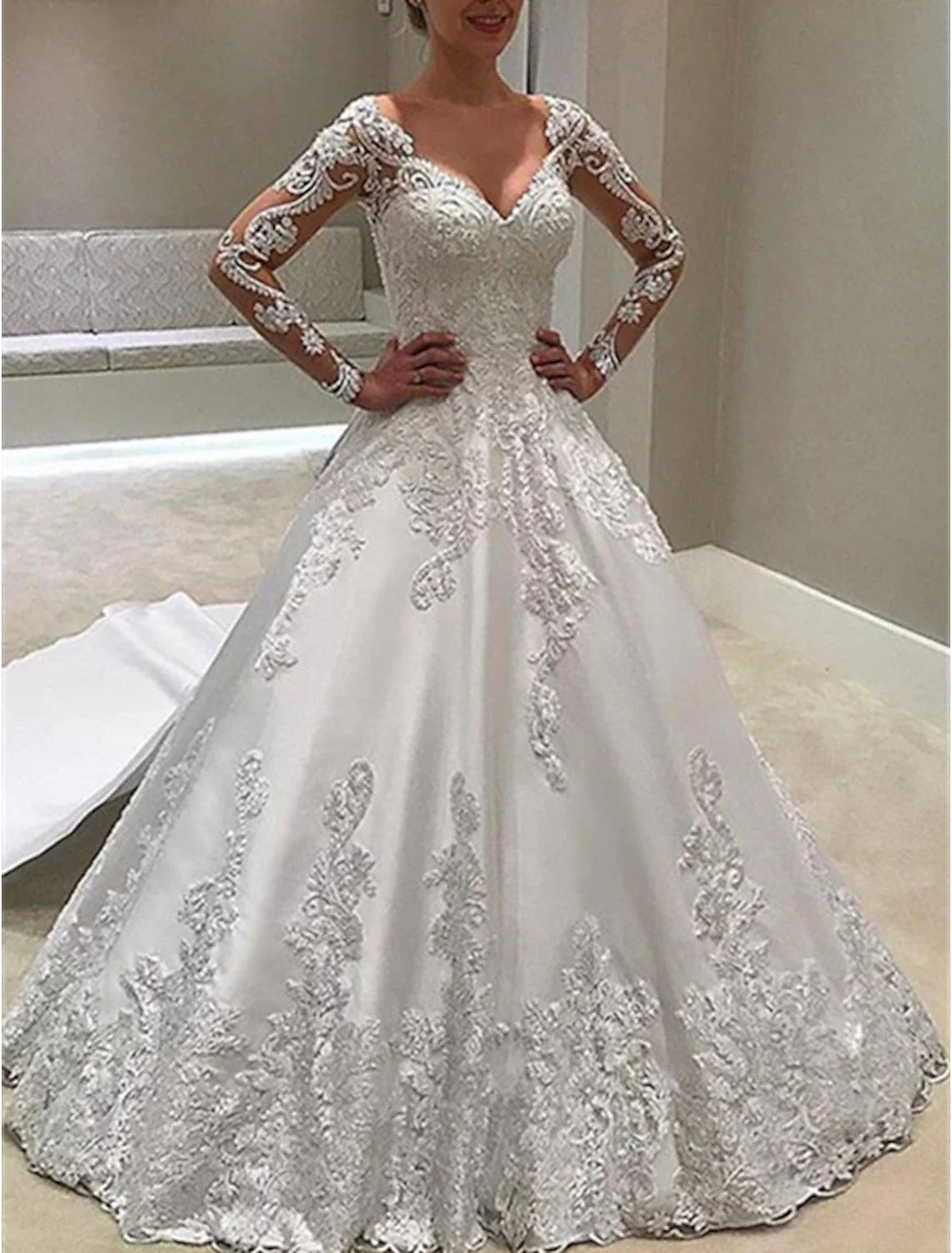 Aimishang Engagement Formal Wedding Dresses Ball Gown Sweetheart Long Sleeve Court Train Satin Bridal Gowns With Buttons Appliques