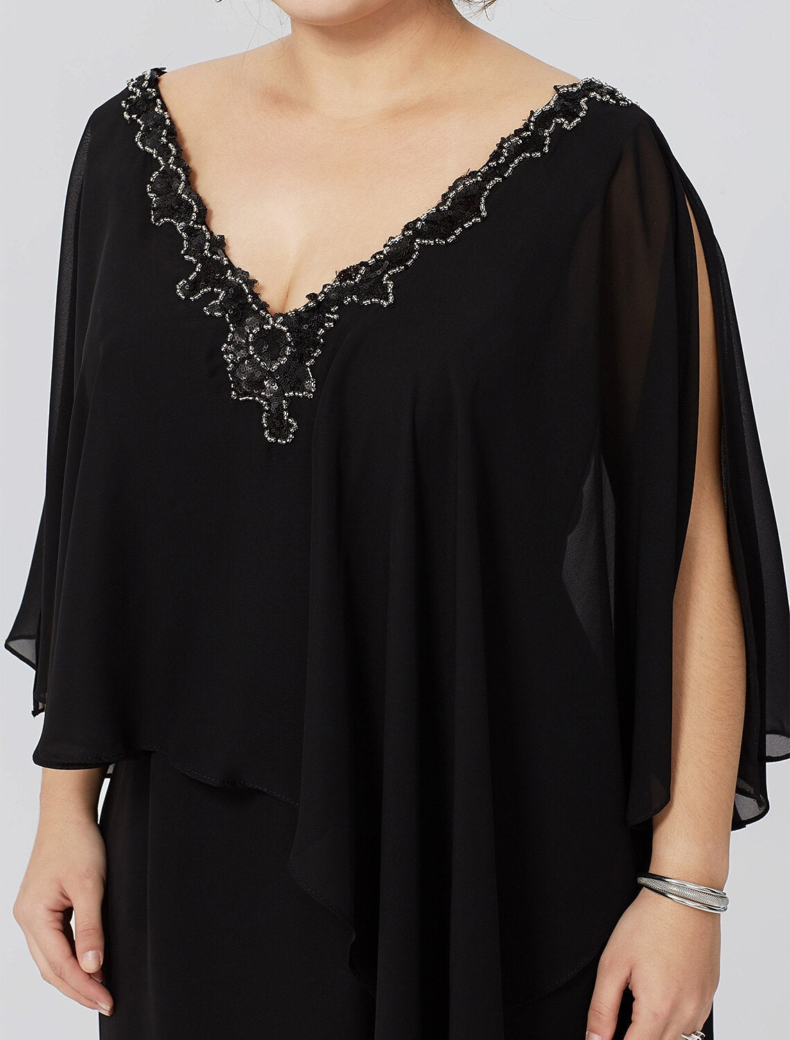 Aimishang  Sheath / Column Mother of the Bride Dress Formal Classic & Timeless Elegant & Luxurious Plus Size V Neck Knee Length Chiffon Sleeveless No with Crystals Beading