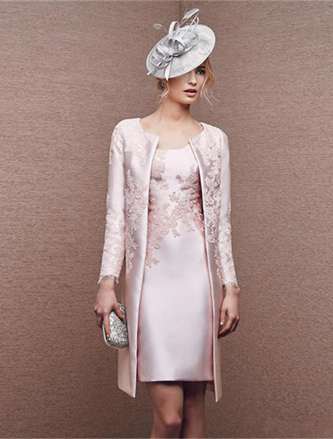 Two Piece Sheath / Column Mother of the Bride Dress Fall Wedding Guest Dresses Church Plus Size Elegant Scoop Neck Knee Length Satin Lace Sleeveless Wrap Included Jacket Dresses with Appliques