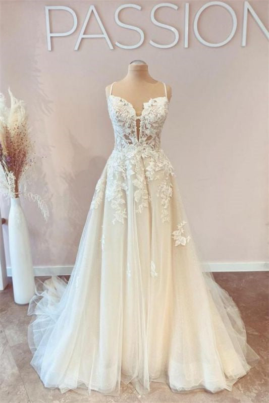 New Arrival Lace Wedding Dress with Spaghetti-Straps Tulle A Line