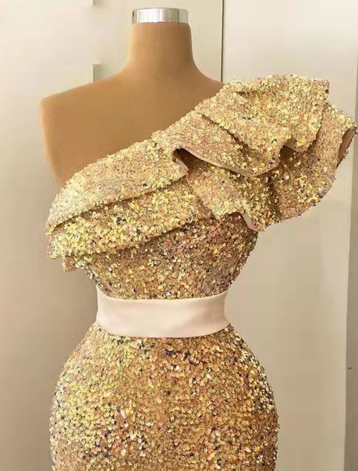 Aimishang Mermaid / Trumpet Evening Gown Sparkle & Shine Dress Wedding Guest Engagement Sweep / Brush Train Sleeveless One Shoulder Sequined with Sequin Ruffles