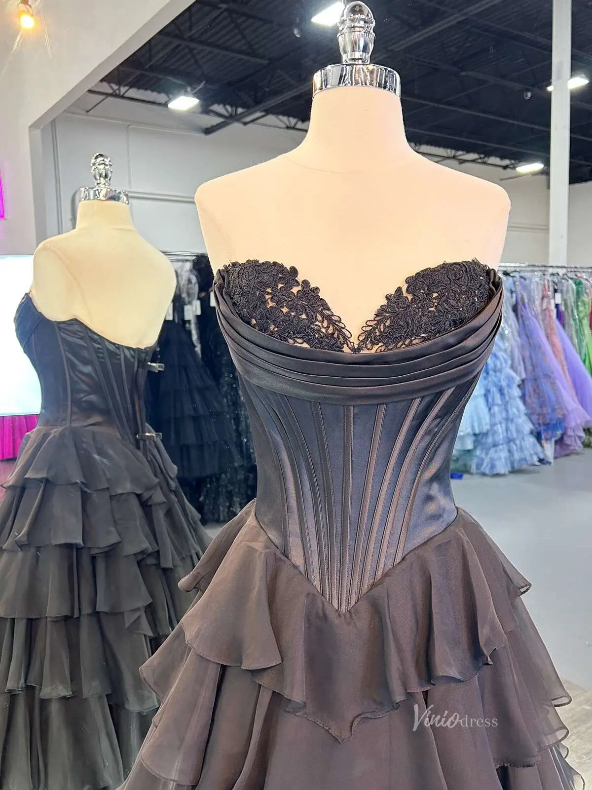 Strapless Chiffon Tiered Prom Dress with Slit & Lace Sweetheart Neckline – Style FD3732