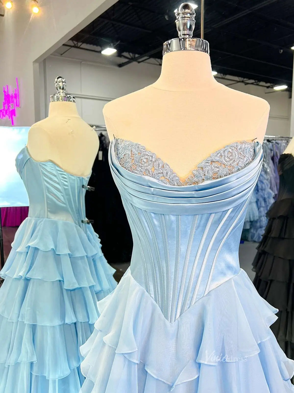 Strapless Chiffon Tiered Prom Dress with Slit & Lace Sweetheart Neckline – Style FD3732