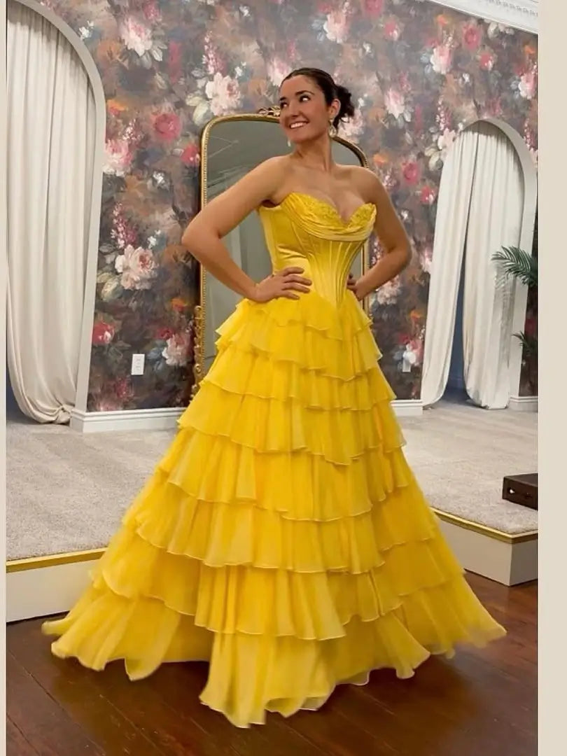 Strapless Chiffon Tiered Prom Dress with Slit & Lace Sweetheart Neckline – Style FD3732