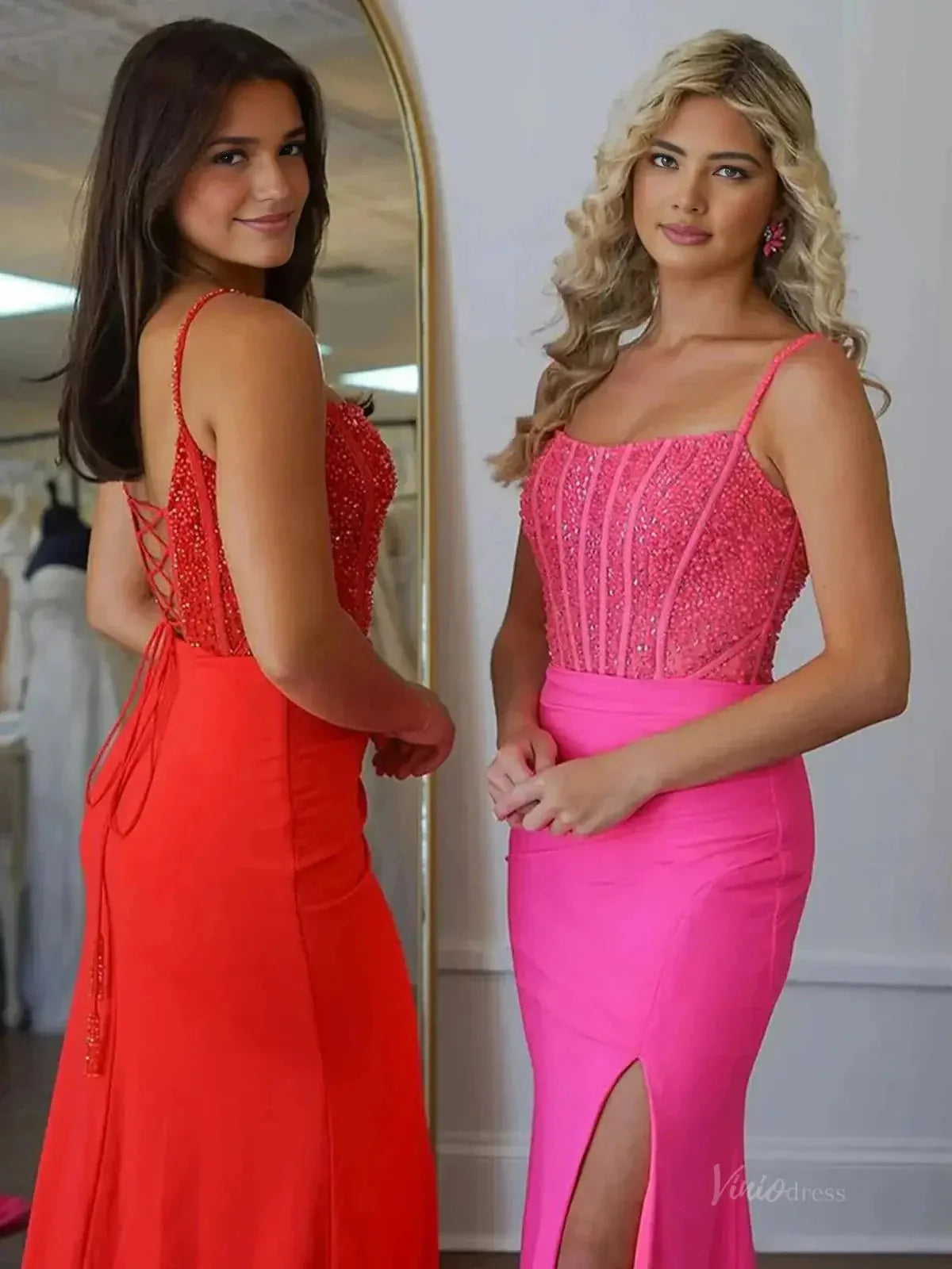 Radiant Satin Mermaid Prom Dresses 2025 with Slit, Spaghetti Strap & Beaded Boned Bodice – FD5060