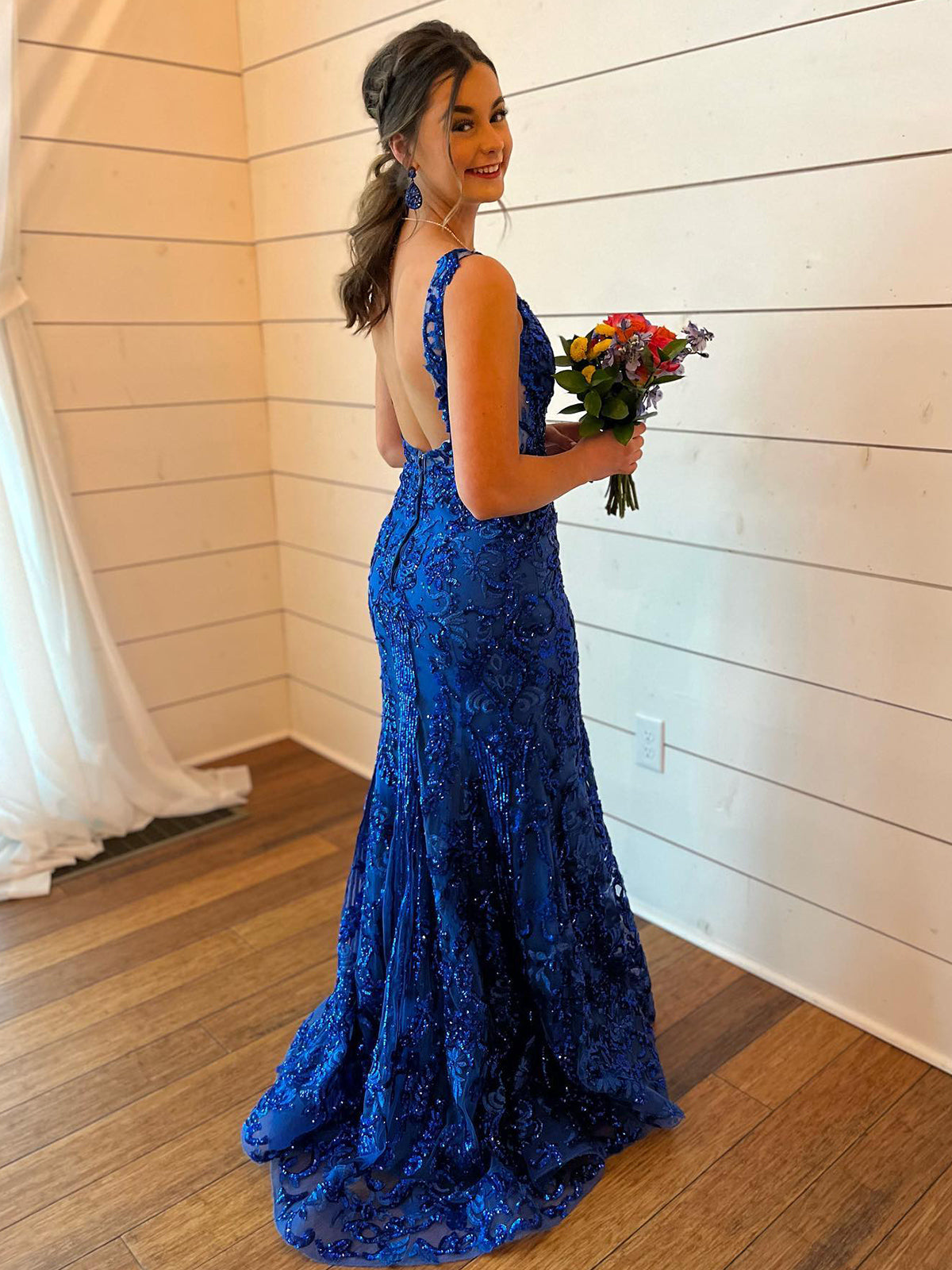 Mermaid V Neck Sequined Lace Prom Dress with Slit