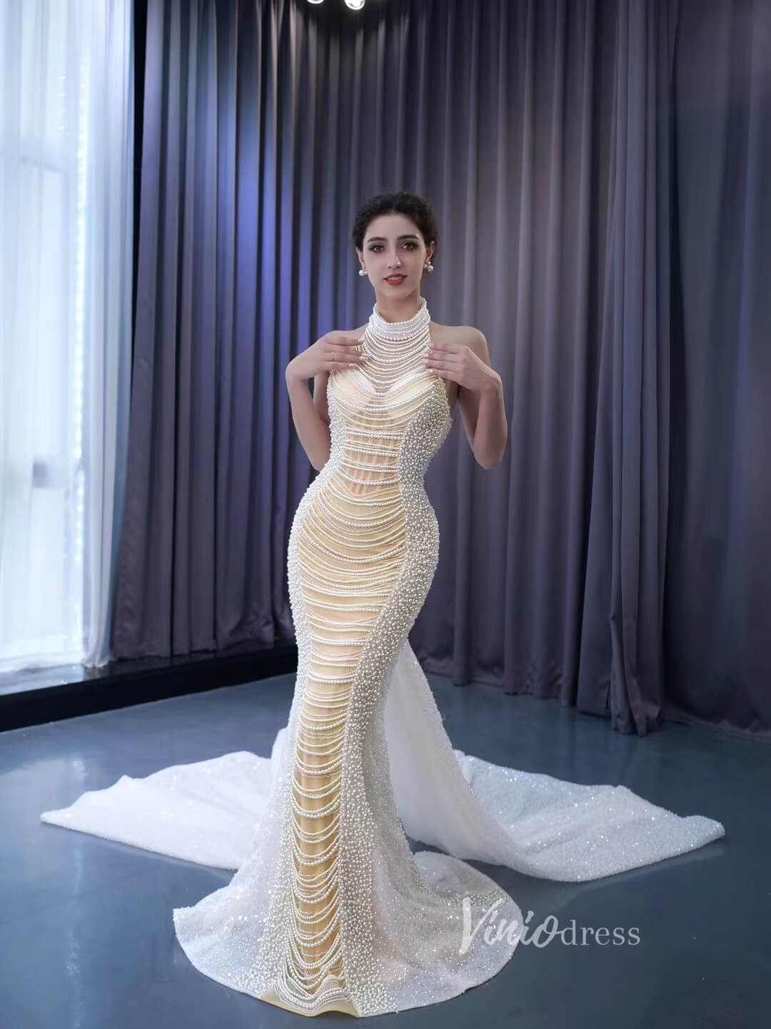 Sheer Pearl Mermaid Wedding Dresses Halter Neck Bridal Dress 231033