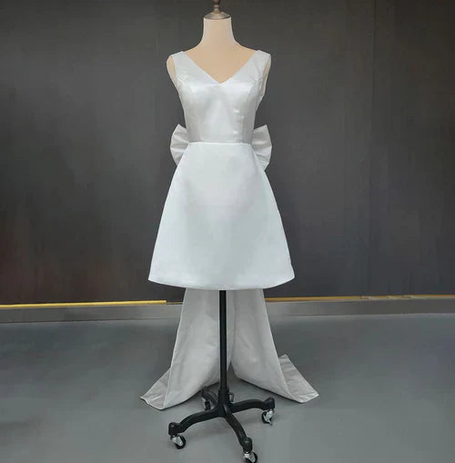 Aimishang Elegant A-Line Satin V-Neck Short Wedding Dress with Large Bow
