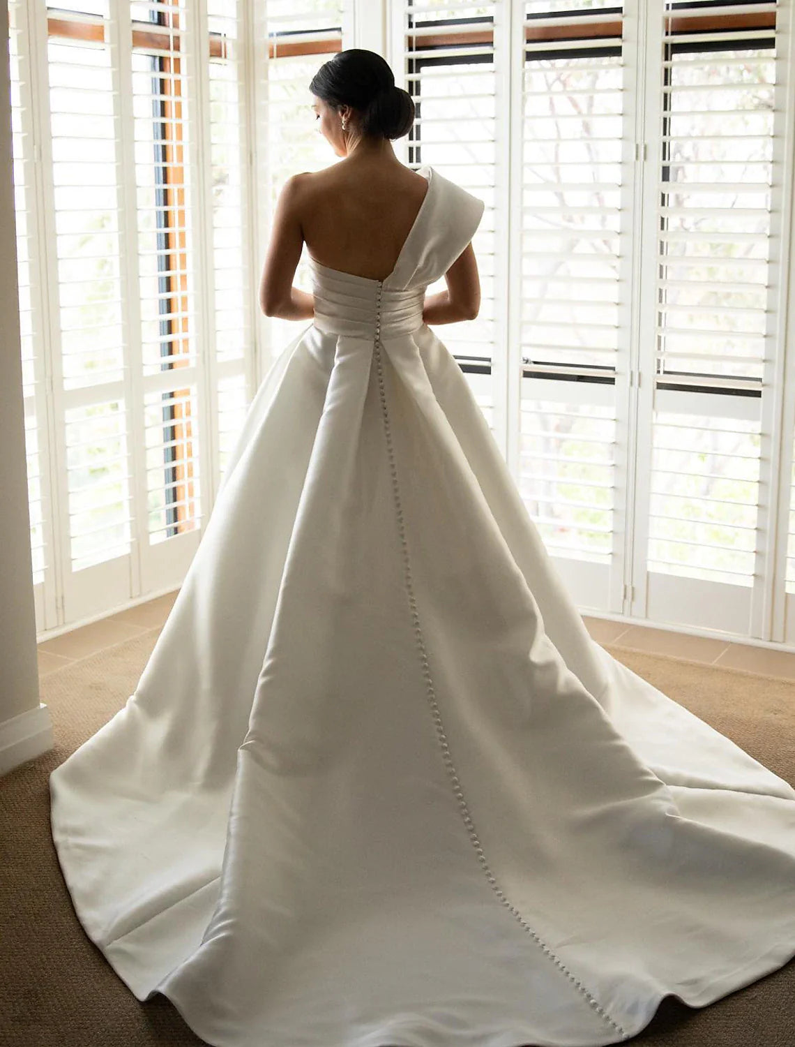 Aimishang Hall Formal Wedding Dresses A-Line One Shoulder Sleeveless Sweep / Brush Train Satin Bridal Gowns With Ruched