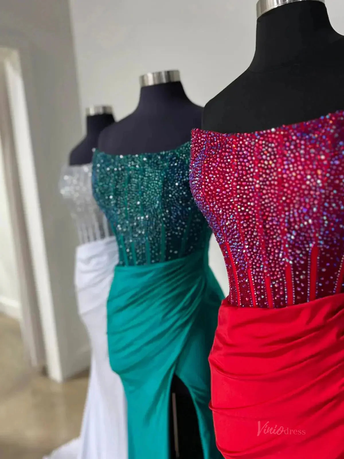 Strapless Satin Mermaid Prom Dress 2025 with Slit & Beaded Boned Bodice  – FD5031