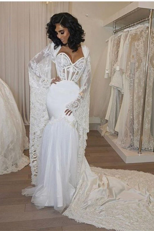 Stunning Sweetheart Mermaid Wedding Dress w/ Lace Cape