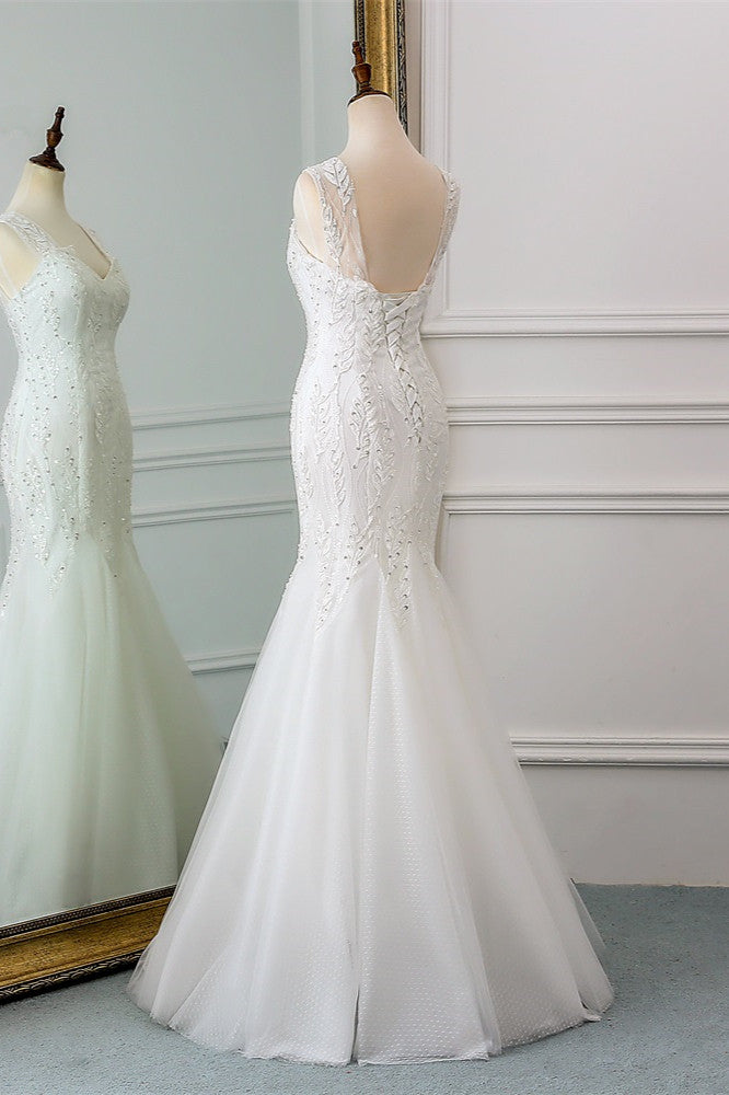 Stunning V-Neck Mermaid Wedding Dress With Beadings