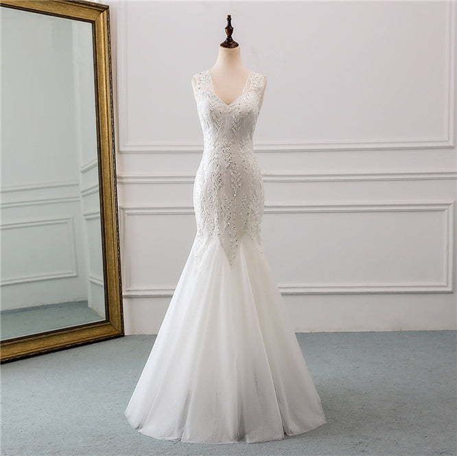 Stunning V-Neck Mermaid Wedding Dress With Beadings
