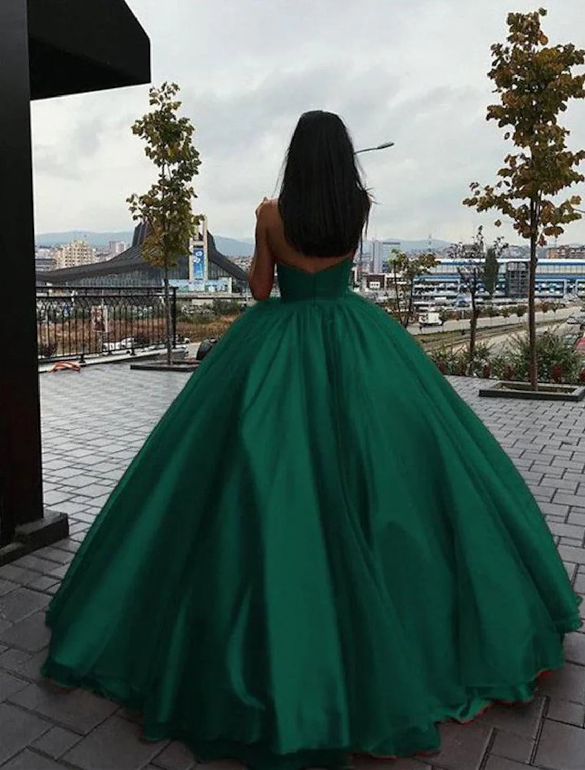Ball Gown Party Dress Beautiful Back Elegant Quinceanera Formal Evening Dress Strapless Sleeveless Floor Length Tulle with Sleek Pleats Tier