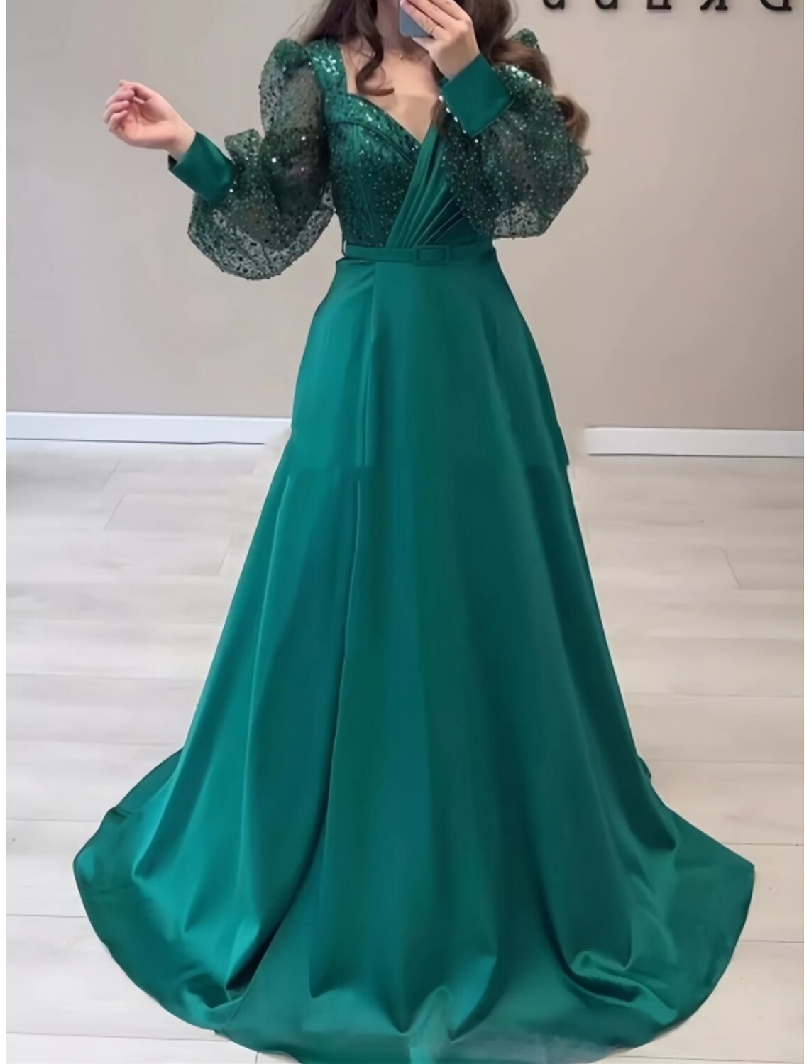 Wholesale A-Line Evening Gown Elegant Dress Formal Fall Sweep / Brush Train Long Sleeve V Neck Satin with Glitter Pleats Strappy