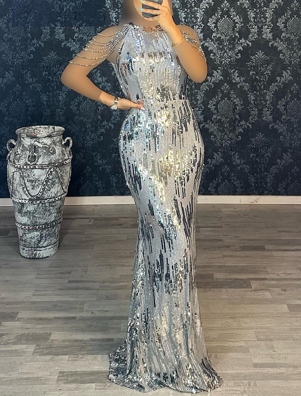 Mermaid / Trumpet Evening Gown Elegant Dress Masquerade Black Tie Floor Length Short Sleeve Jewel Neck Black Dress Sequined with Fringe Tassel