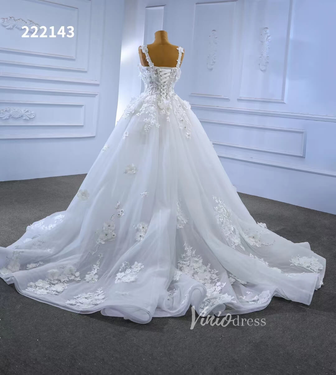 Vintage 3D Floral Ball Gown Wedding Dresses 222143