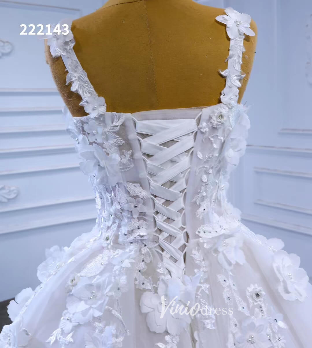 Vintage 3D Floral Ball Gown Wedding Dresses 222143