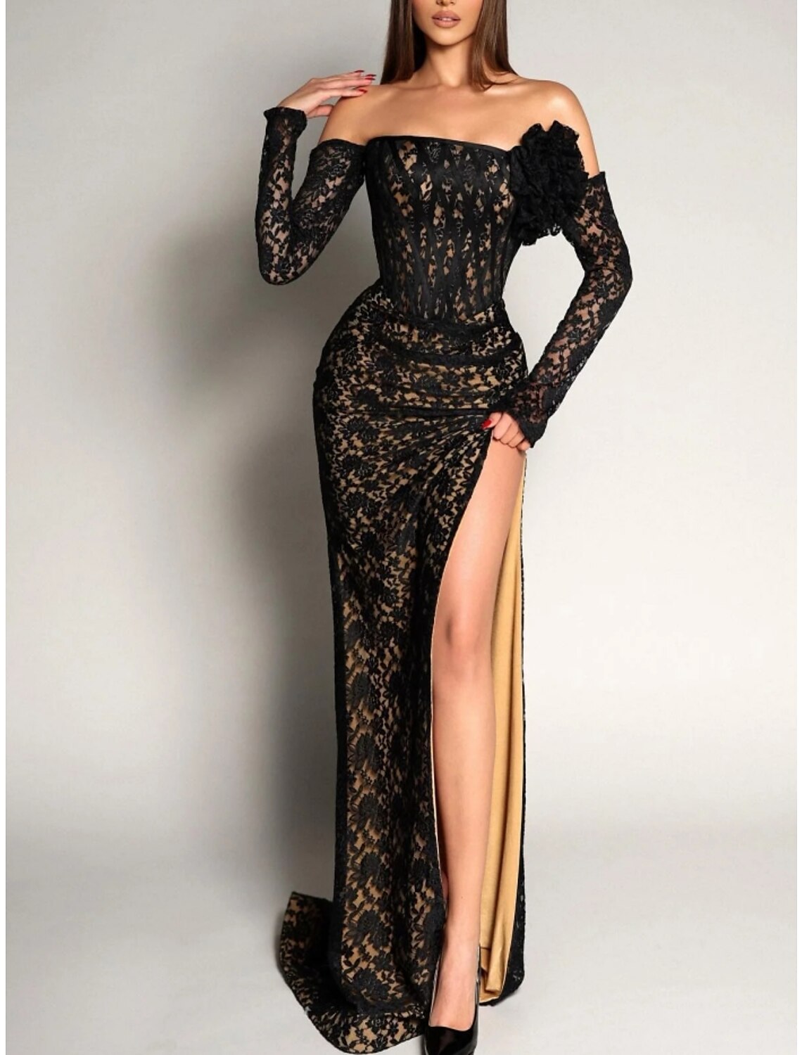 A-Line Evening Gown Elegant Dress Formal Sweep / Brush Train Long Sleeve Off Shoulder Lace with Slit Shouder Flower