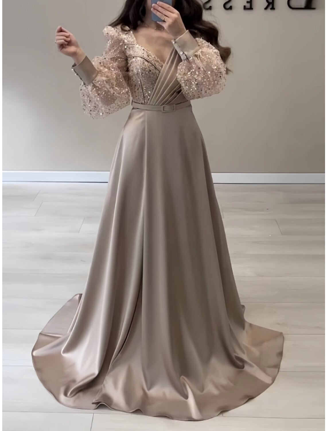 Wholesale A-Line Evening Gown Elegant Dress Formal Fall Sweep / Brush Train Long Sleeve V Neck Satin with Glitter Pleats Strappy