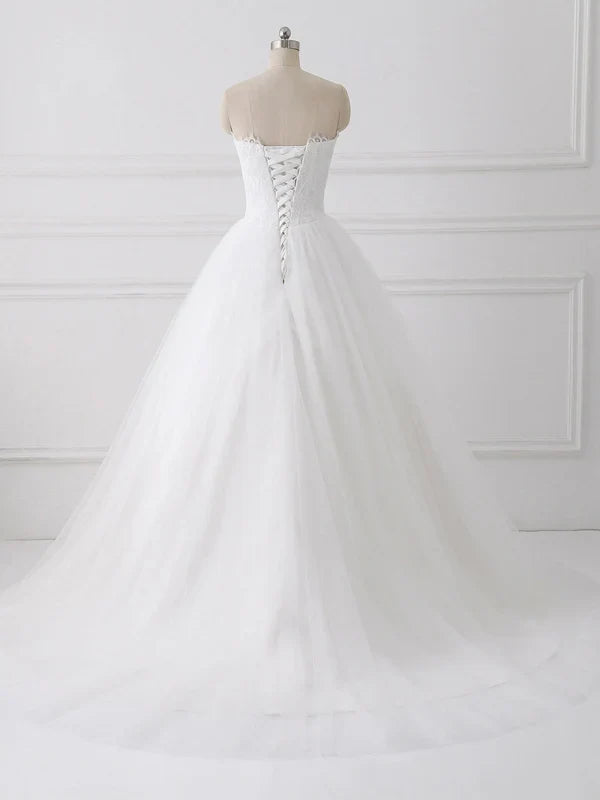 A-line Sweetheart Chapel Train Tulle Lace Wedding Dresses Off Shoulder Elegant Wholesale