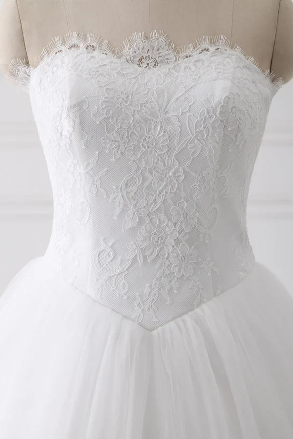 A-line Sweetheart Chapel Train Tulle Lace Wedding Dresses Off Shoulder Elegant Wholesale