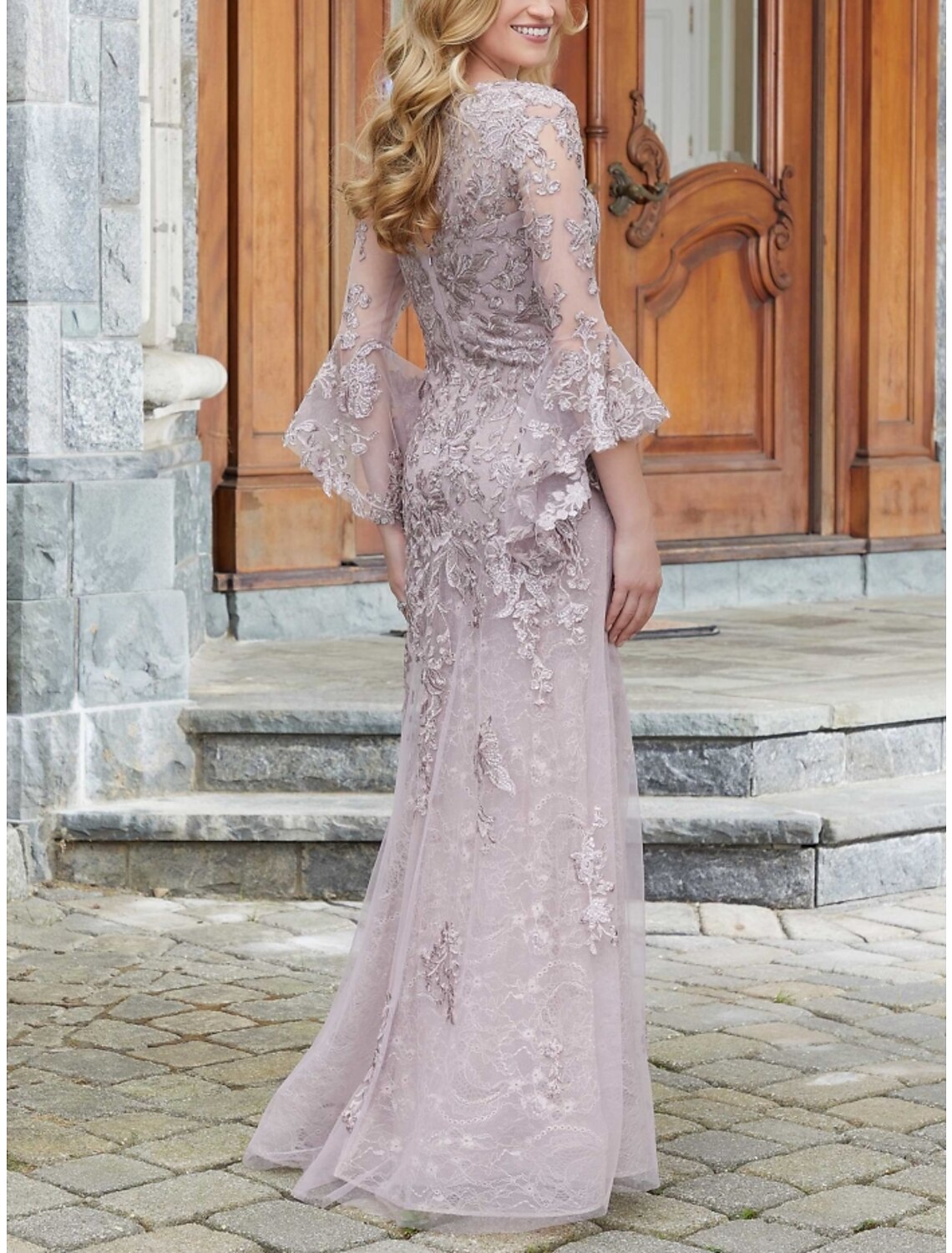 Aimishang A-Line Mother of the Bride Dress Wedding Guest Elegant V Neck Floor Length Lace Long Sleeve with Ruching Solid Color