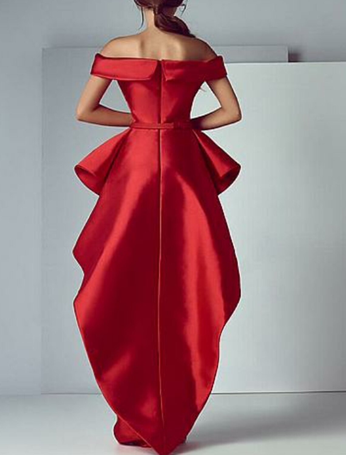 Sheath / Column Beautiful Back Prom Formal Evening Valentine's Day Dress Off Shoulder Short Sleeve Floor Length Satin with Ruffles Tier 2025