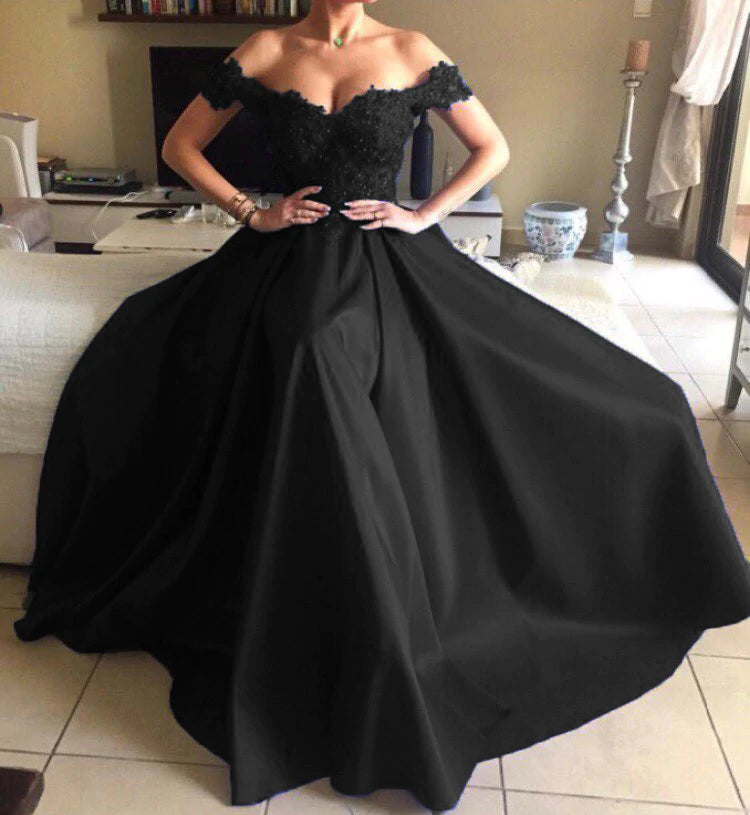 Lace Sweetheart Long Satin Mermaid Evening Dresses Off The Shoulder Prom GownsLace Sweetheart Long Satin Mermaid Evening Dresses Off The Shoulder Prom Gowns