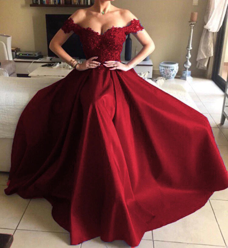 Lace Sweetheart Long Satin Mermaid Evening Dresses Off The Shoulder Prom GownsLace Sweetheart Long Satin Mermaid Evening Dresses Off The Shoulder Prom Gowns